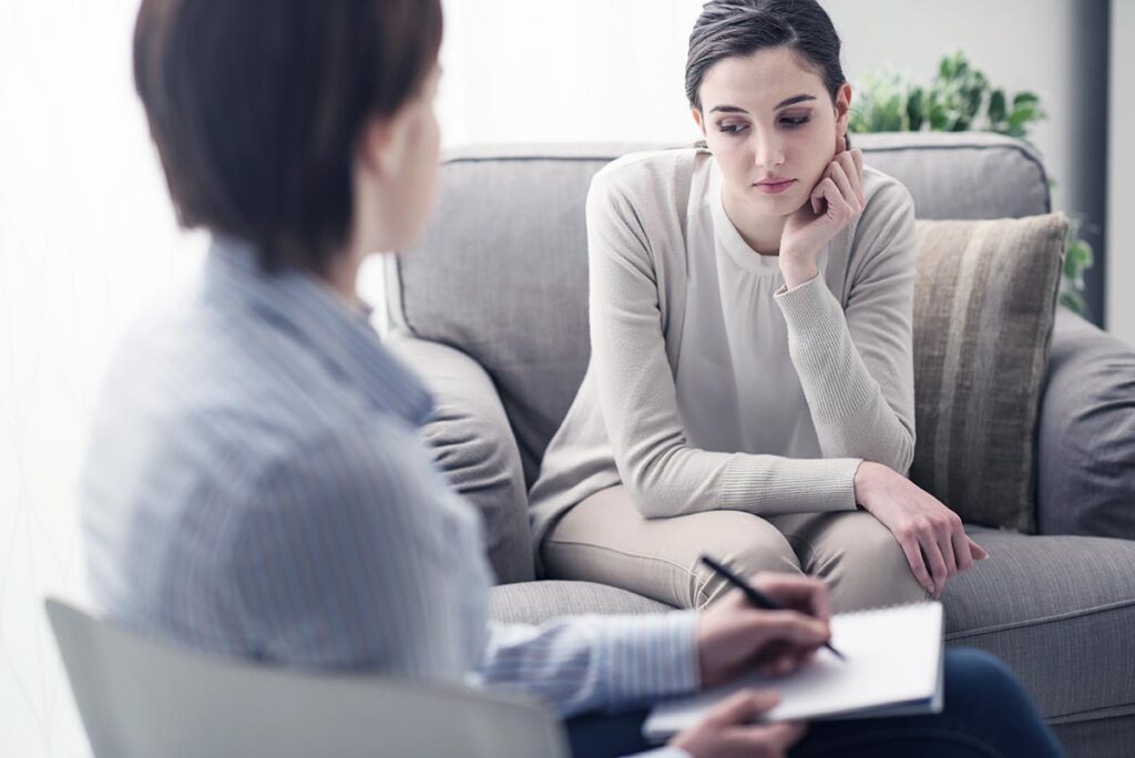 female client during her therapy under outpatient program